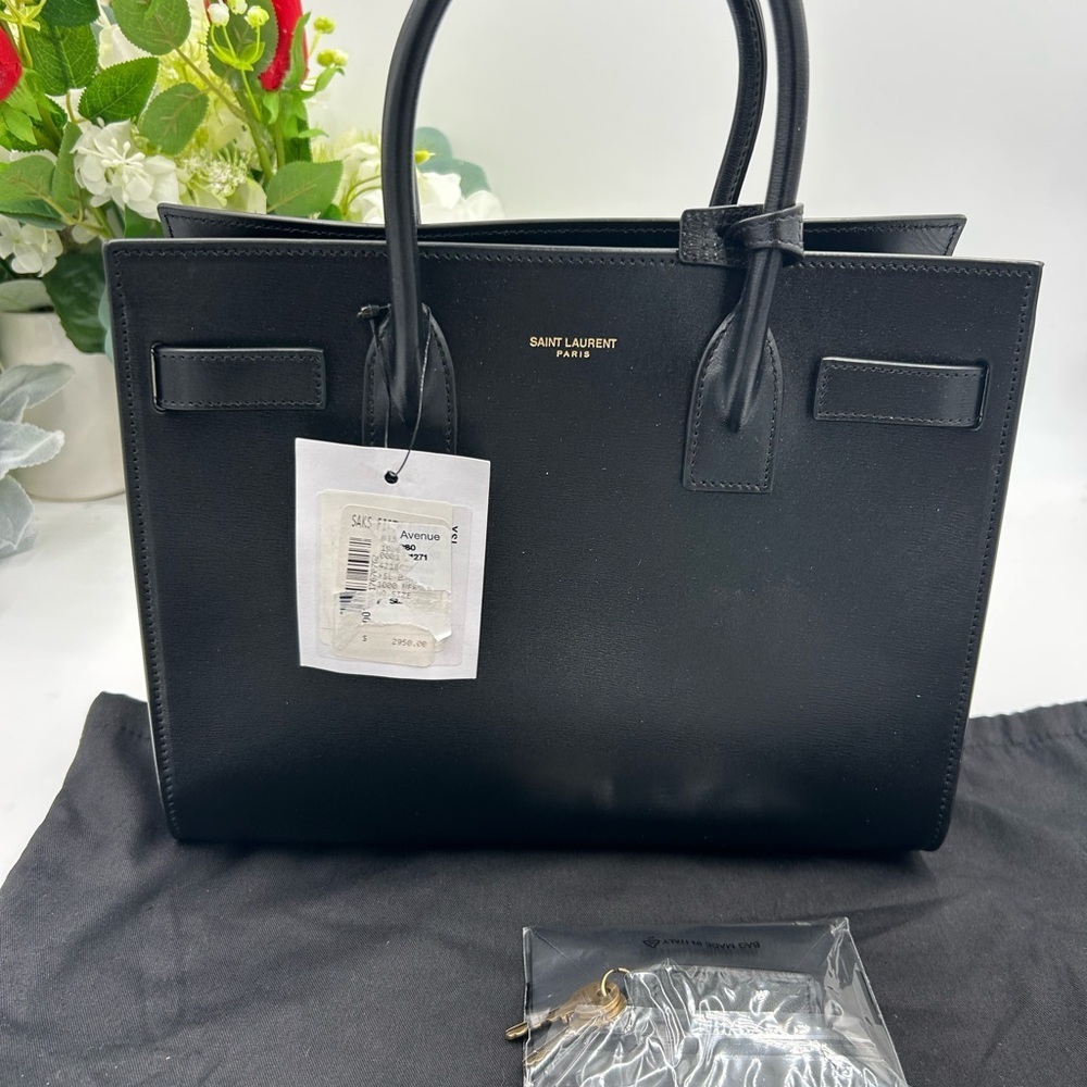 SOLD!!!!  Saint Laurent SAC DE JOUR top handle, smooth leather bag made in Italy - Picture 11 of 15